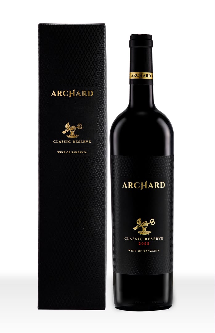 Archard Classic Reserve wine bottle with its premium presentation box